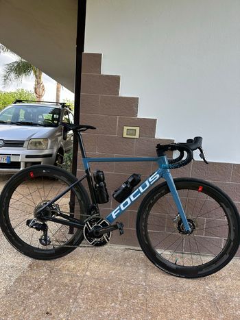 Used Focus IZALCO MAX DISC 9.7 2021 2021 Road & Gravel
