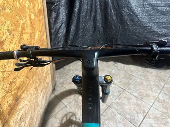 Scott Genius ST 910 TR 2025 2025 Mountainbike usato, Blu — immagine 5 di 7
