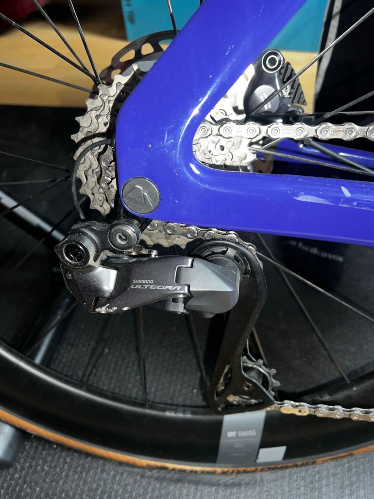 Brugt Canyon Aeroad CF SLX 8 Di2 2023 2023 Road & Gravel — billede 9 af 10