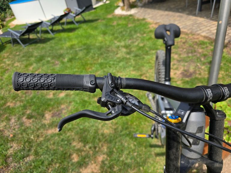 CUBE TWO15 PRO 27.5 2023 2023 Mountainbike usato, Grigio chiaro — immagine 10 di 12