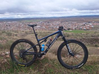 Gebrauchtes Specialized S-Works Epic 8 - SRAM XX AXS, RockShox Ultimate Flight Attendant 2026 2026 MTB