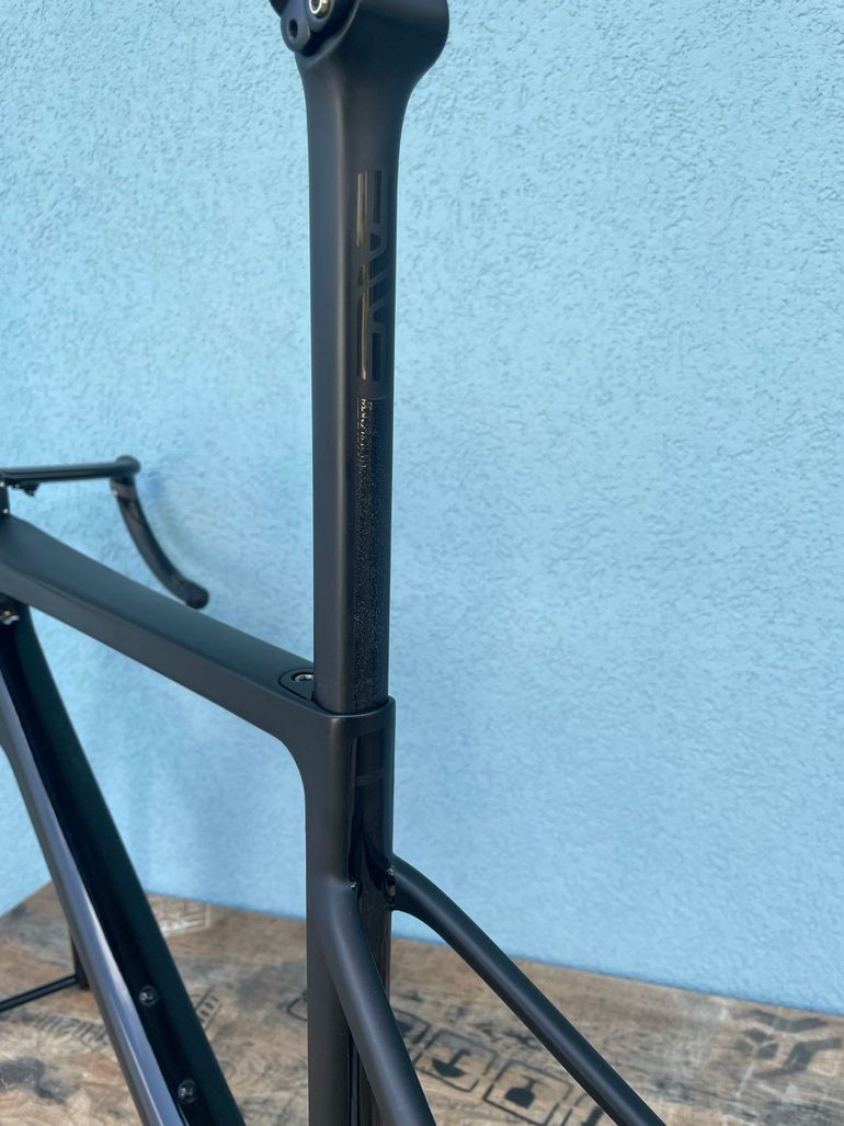 Enve Melee Premium RED 2025 Frameset 2025 Road & Gravel usato, Nero — immagine 10 di 21