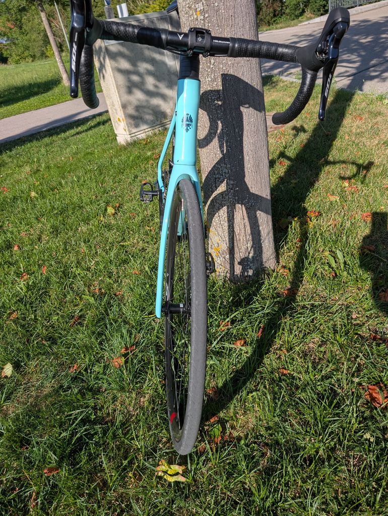 Brugt Bianchi Infinito 105 2024 2024 Road & Gravel — billede 9 af 11