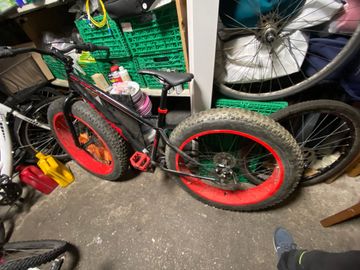 Tweedehands Fat Bike 2025 Mountainbike — afbeelding 2 van 4