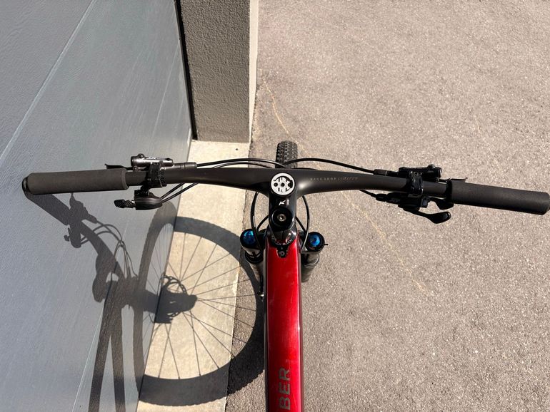 Brugt Trek Supercaliber 9.8 XT 2023 2023 Mountainbike — billede 3 af 5