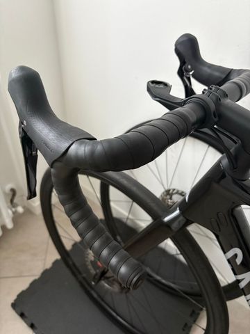 Canyon Endurace CF 7 LTD 2026 2026 Road & Gravel usato, Nero — immagine 2 di 5