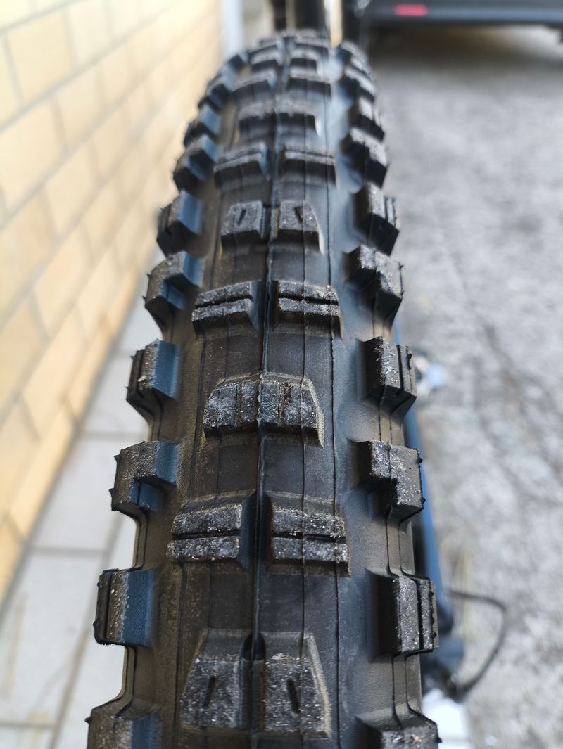 Used Canyon Torque 29 CF 8 2023 2023 Mountainbike, Black, 29 — image 4 of 20