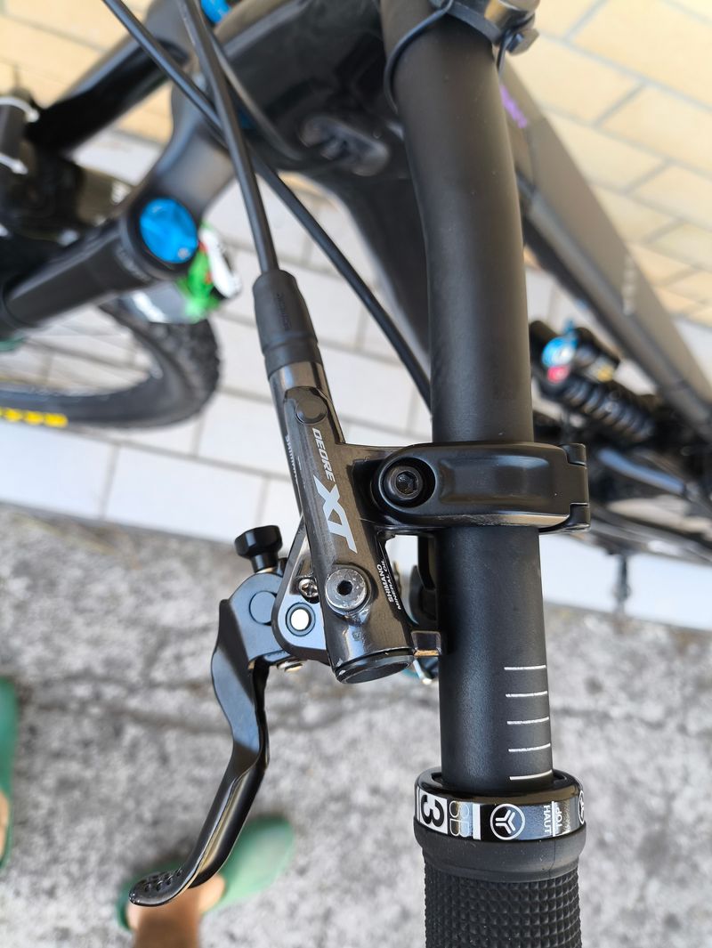 Used Canyon Torque 29 CF 8 2023 2023 Mountainbike, Black, 29 — image 12 of 20