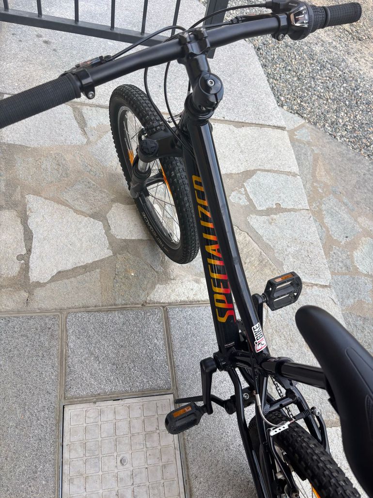 Brugt Specialized Hotrock 20 2020 2020 Mountainbike — billede 11 af 19