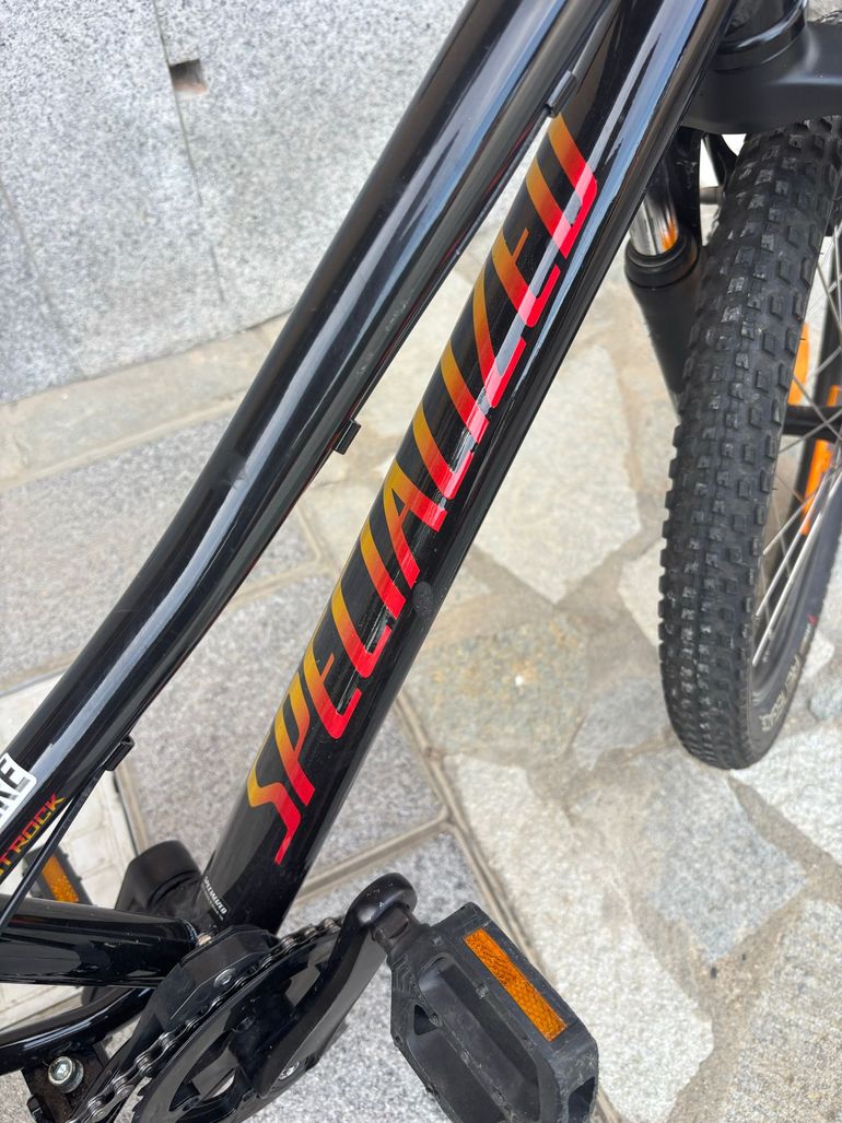 Brugt Specialized Hotrock 20 2020 2020 Mountainbike — billede 18 af 19