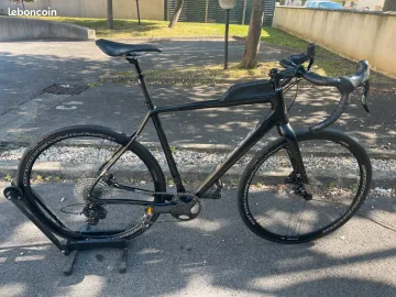 Used Fuji Jari 1.1 Carbon 2023 Road & Gravel