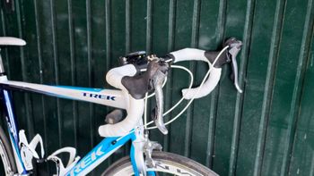 Used Trek 1.9 2009 2009 Road & Gravel, Blue — image 10 of 12