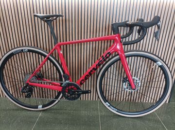 Gebrauchtes Cervélo R5 SRAM Rival eTap AXS 2025 Road & Gravel, Rot — Bild 1 von 5