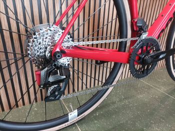 Brugt Cervélo R5 SRAM Rival eTap AXS 2025 Road & Gravel — billede 4 af 5