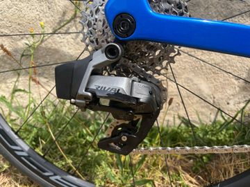 Used Van rysel Custom SRAM Rival eTap AXS 2024 Road & Gravel, Blue — image 5 of 9