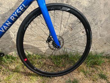 Used Van rysel Custom SRAM Rival eTap AXS 2024 Road & Gravel, Blue — image 8 of 9