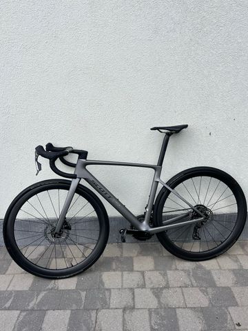 Gebrauchtes Scott Addict RC Team 2026 2026 Road & Gravel, Hellgrau — Bild 2 von 11