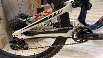 Gebrauchtes Specialized Enduro Elite 2022 2022 Mountainbike, Weiß, 29 — Bild 4 von 10