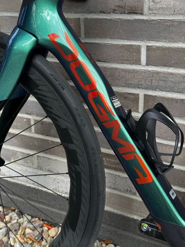 Used Pinarello Dogma SRAM Red eTap AXS 2027 Road & Gravel, Green — image 20 of 22