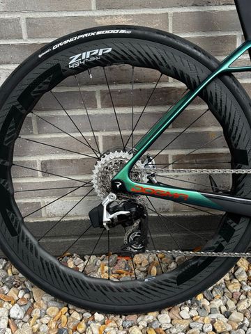 Used Pinarello Dogma SRAM Red eTap AXS 2027 Road & Gravel, Green — image 4 of 22