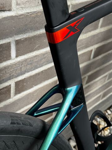 Used Pinarello Dogma SRAM Red eTap AXS 2027 Road & Gravel, Green — image 10 of 22