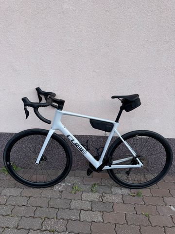 CUBE ATTAIN C:62, SLX 2025 2025 Road & Gravel usato, Bianco — immagine 2 di 5
