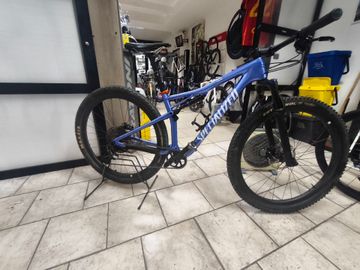 Used Specialized Stumpjumper EVO SRAM X0 2020 Mountainbike, Blue — image 1 of 11