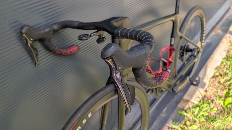 Scott Foil 20 2021 2021 Road & Gravel usato, Nero — immagine 11 di 13