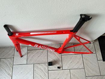 Used Qbikes Custom Frameset 2019 Road & Gravel, Red — image 11 of 18