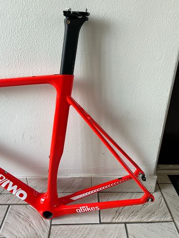 Gebrauchtes Qbikes Custom Frameset 2019 Road & Gravel, Rot — Bild 5 von 18