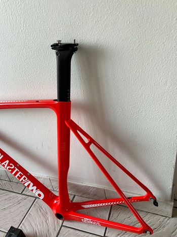 Used Qbikes Custom Frameset 2019 Road & Gravel, Red — image 4 of 18