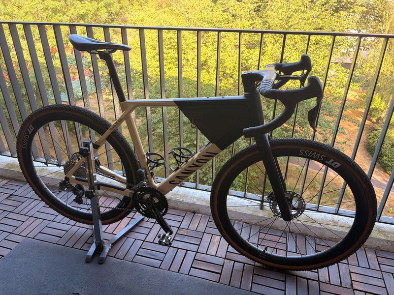 Canyon Grail CF SLX 8 Di2 2024 2024 Road & Gravel usato