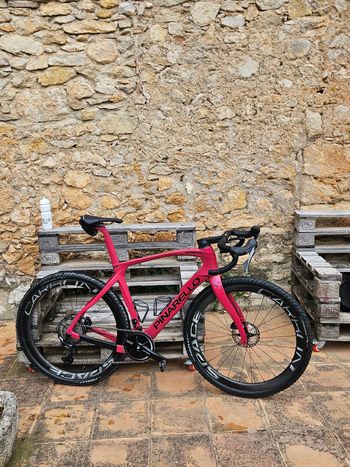 Tweedehands Pinarello GREVIL F7 - SHIMANO GRX 820 2026 2026 Road & Gravel
