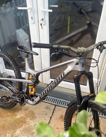 Gebrauchtes Propain SPINDRIFT 5 CF Base 2025 2025 Mountainbike, Hellgrau, 29 — Bild 2 von 4