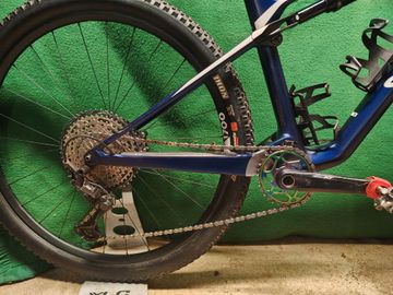 Gebrauchtes Canyon Lux CF 7 2021 2021 Mountainbike, Blau, 29 — Bild 2 von 8