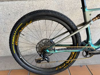 Used Orbea Oiz SRAM XX1 2026 Mountainbike, Green — image 3 of 20