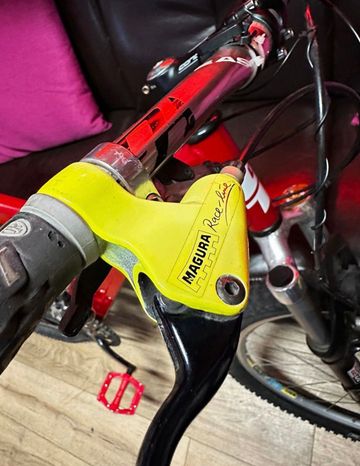 Used GT Grade Shimano XTR 2010 Mountainbike, Red — image 9 of 20