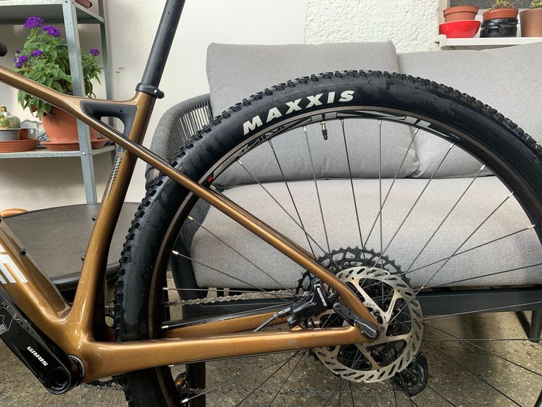 Used Lapierre Prorace CF 6.9 2023 2023 Mountainbike, Orange, 29 — image 4 of 15