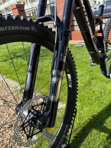 Used Santa Cruz V10 SRAM X01 DH 2026 Mountainbike, Black — image 5 of 9