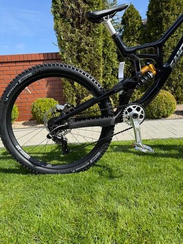 Used Santa Cruz V10 SRAM X01 DH 2026 Mountainbike, Black — image 3 of 9