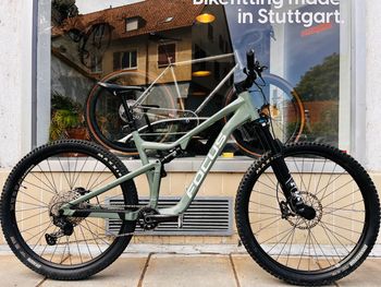 Použité Focus THRON 6.9 2021 2021 MTB