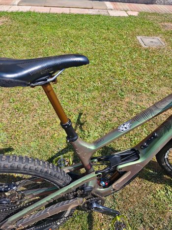 Używany Cannondale Jekyll 1 2024 2024 Mountainbike — zdjęcie 4 z 5
