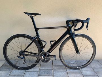Used Canyon Aeroad CF SL 8.0 2019 2019 Road & Gravel, Black — image 1 of 5