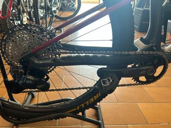 Used Orbea Oiz Shimano Deore XT 2026 Mountainbike, Red — image 4 of 5