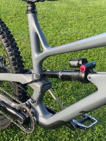 Custom YT Jeffsy CF 2019 Mountainbike usato, Grigio chiaro — immagine 7 di 22