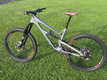Używany Custom YT Jeffsy CF 2019 Mountainbike — zdjęcie 18 z 22