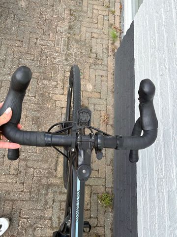 Używany Canyon Ultimate CF SLX 8.0 2018 2018 Road & Gravel — zdjęcie 7 z 13