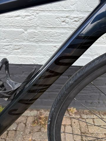 Używany Canyon Ultimate CF SLX 8.0 2018 2018 Road & Gravel — zdjęcie 5 z 13
