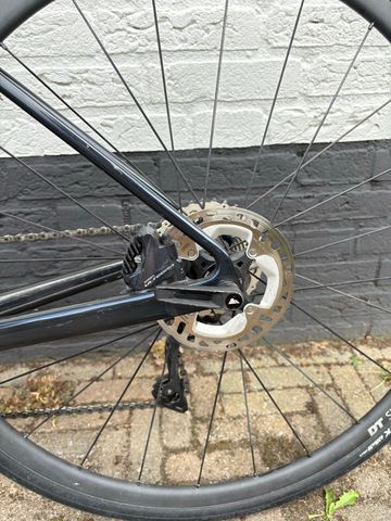 Używany Canyon Ultimate CF SLX 8.0 2018 2018 Road & Gravel — zdjęcie 10 z 13