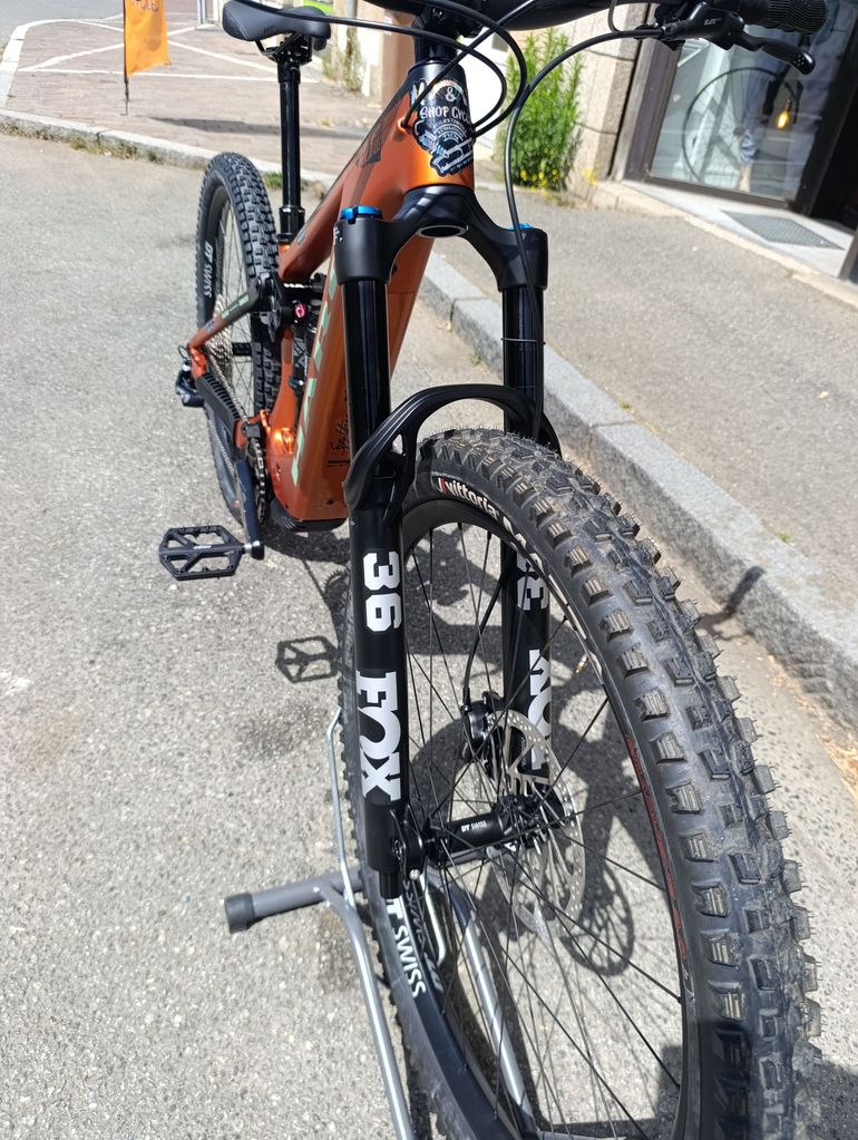 Gebrauchtes Haro eDaley Carbon 2 2026 2026 Mountainbike, Orange, 27.5 — Bild 4 von 6